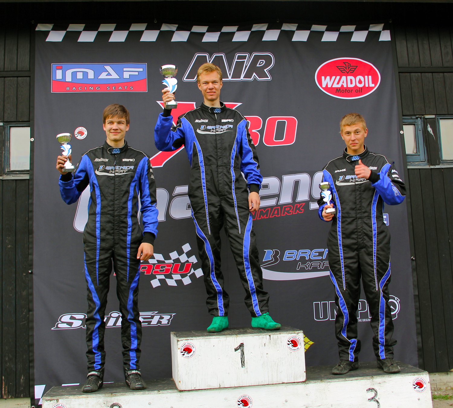 Årets første pokal - nu er målet at slutte mesterskabet i top 3.
(Foto: Lars Mikkelsen - X30 Challenge DK)